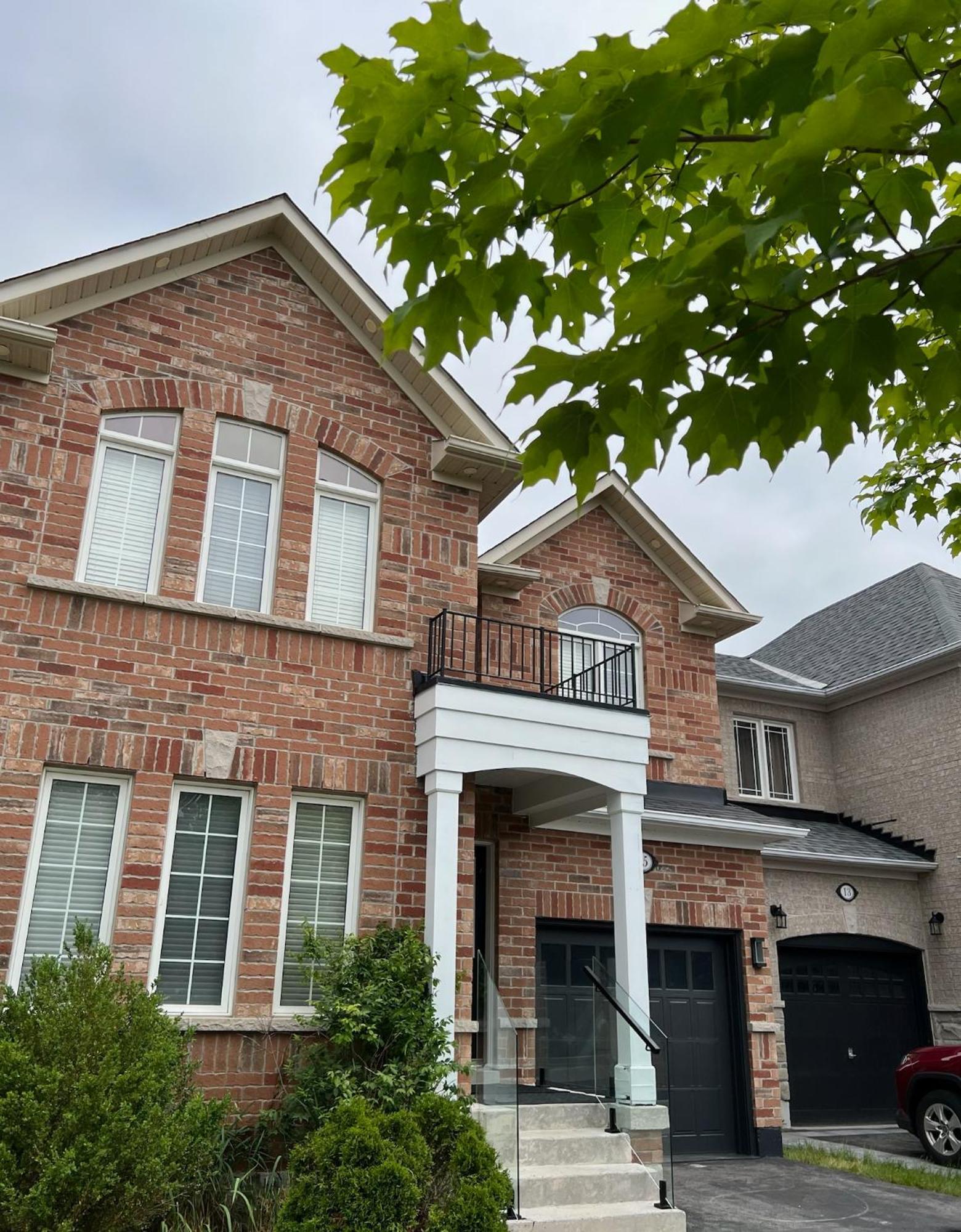 Modern Detached Home In The Suburbs Of Toronto Ajax Exterior foto