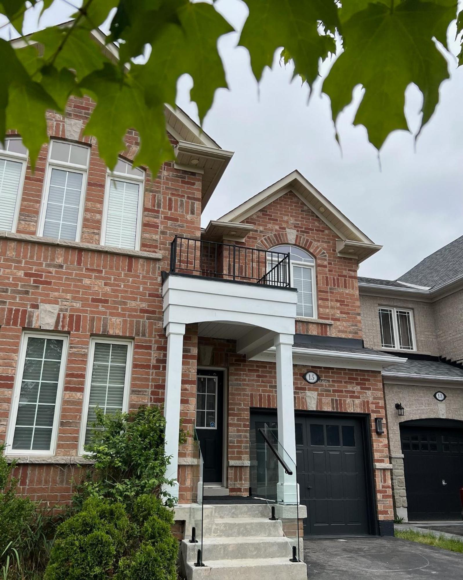 Modern Detached Home In The Suburbs Of Toronto Ajax Exterior foto